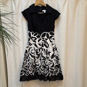 White House Black Market WHBM Black & White Fit&Flare Midi Dress Notched Collar